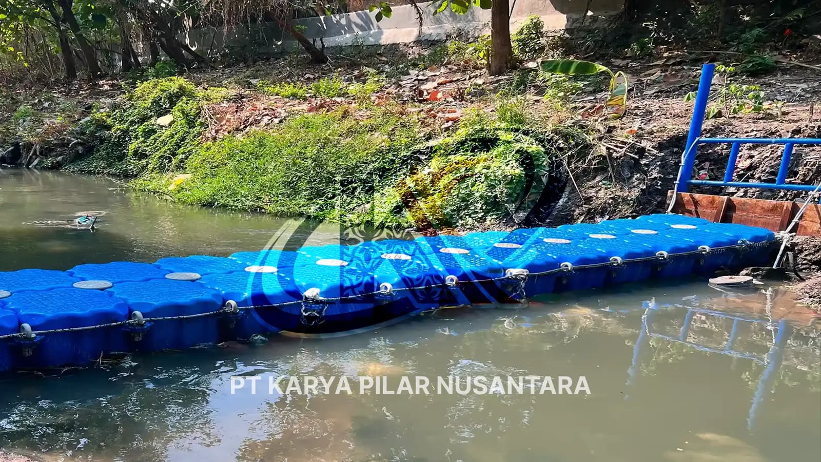Solo 河垃圾拦截